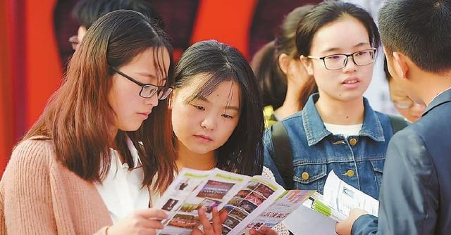 为什么2023年的招聘市场如此艰难？
