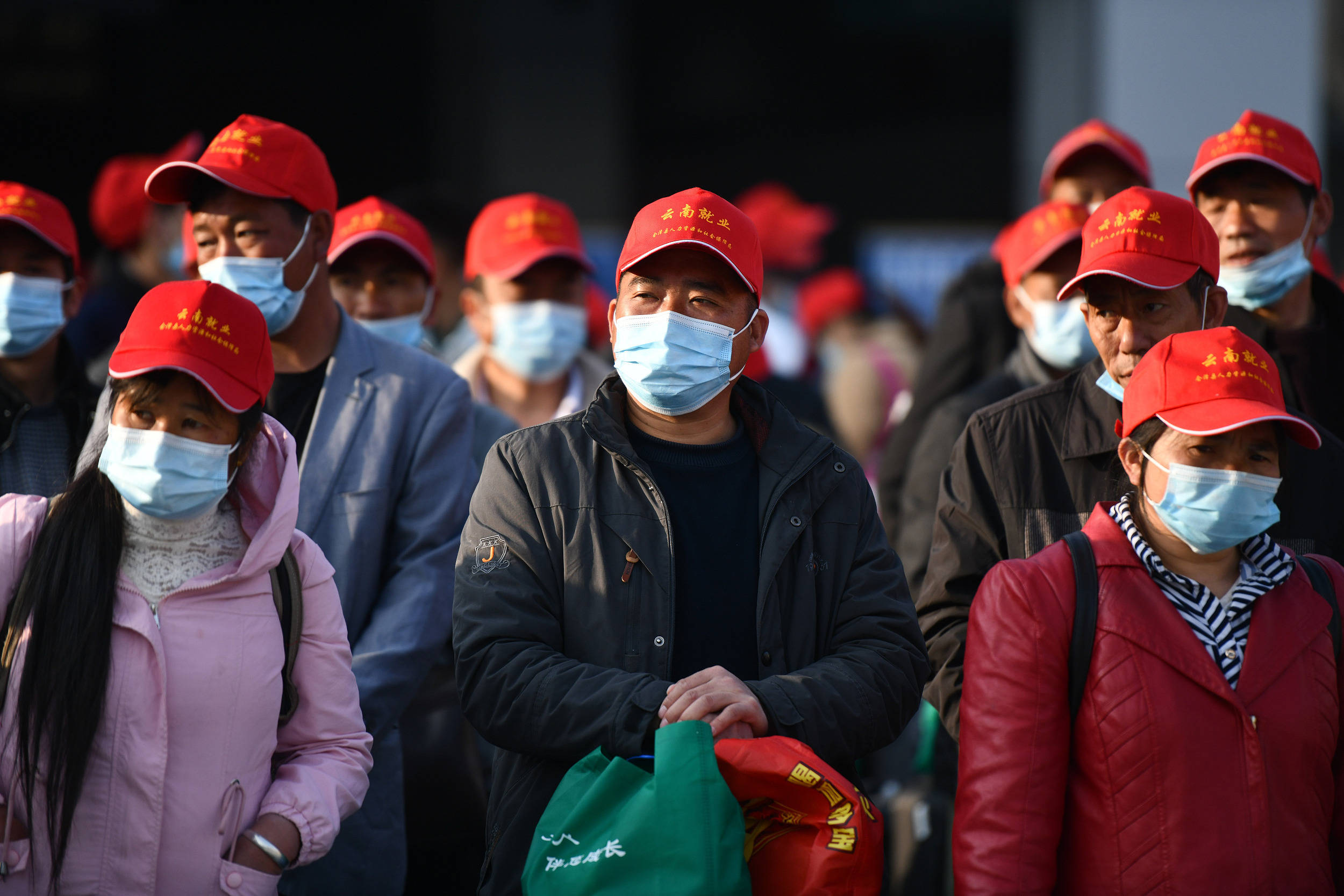 不要再嫌弃中年人，中国劳动力平均年龄已经接近40岁