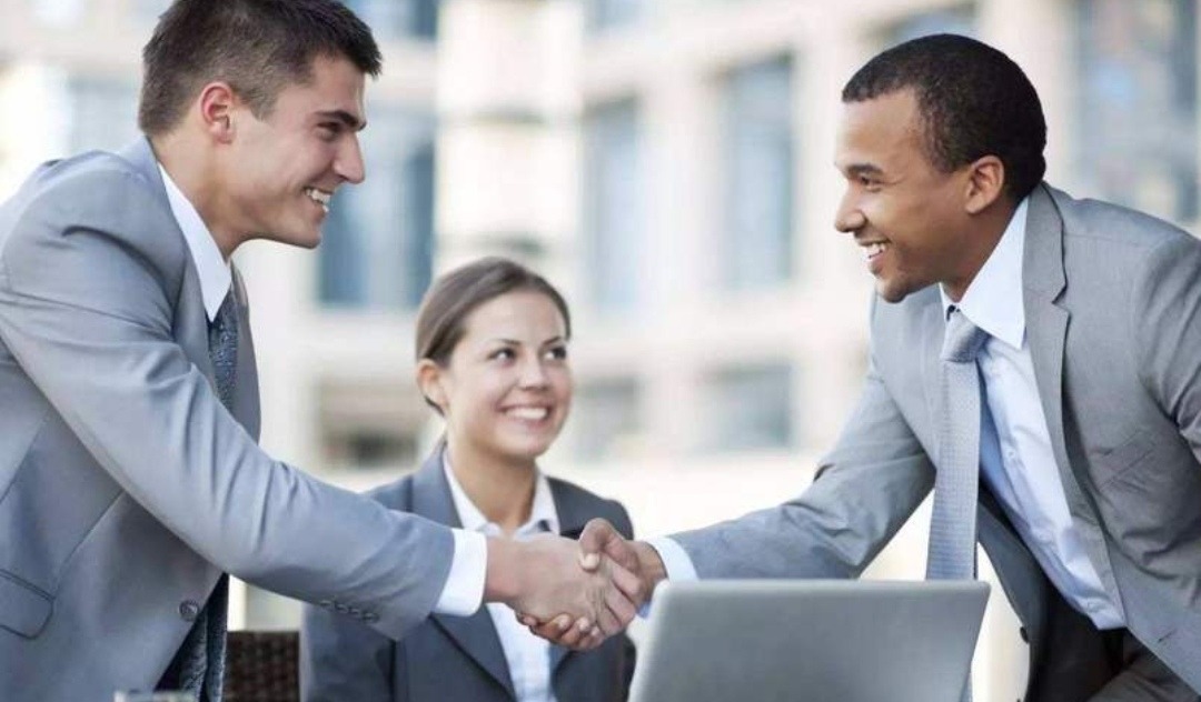 远离身边这4种不断消耗你的人-人才定制-678美业人才网