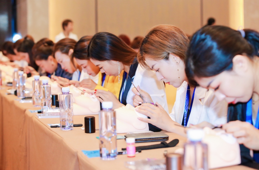 美业人才争夺战中的制胜法宝！-人才定制-678美业人才网