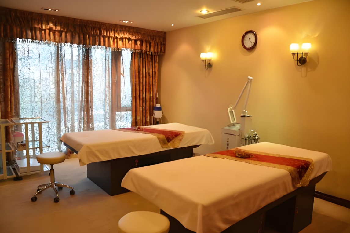 开美容院需要哪些证书？-人才定制-678美业人才网